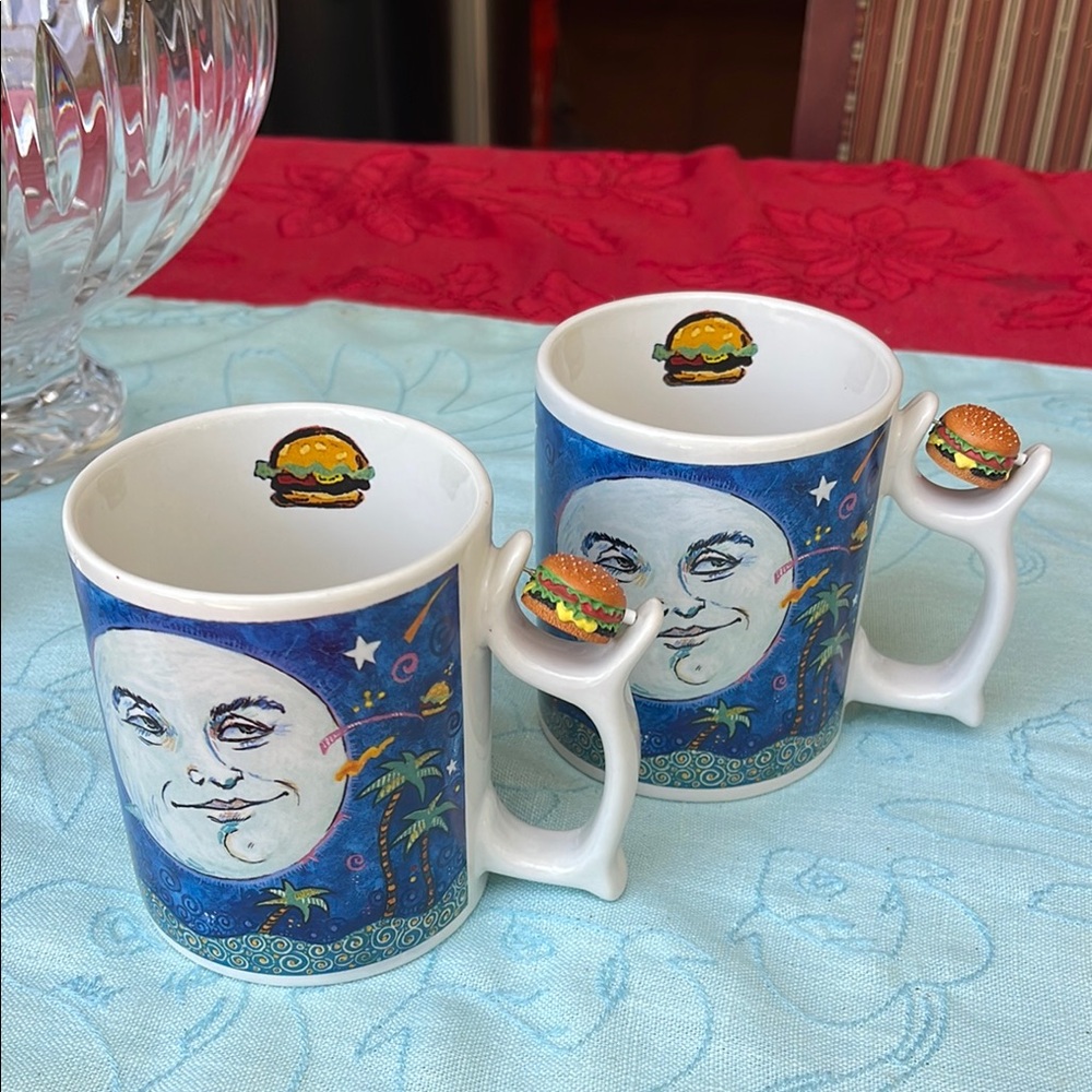 2 Super rare Cheese burger in paradise Spinners Moon and Burger design mugs